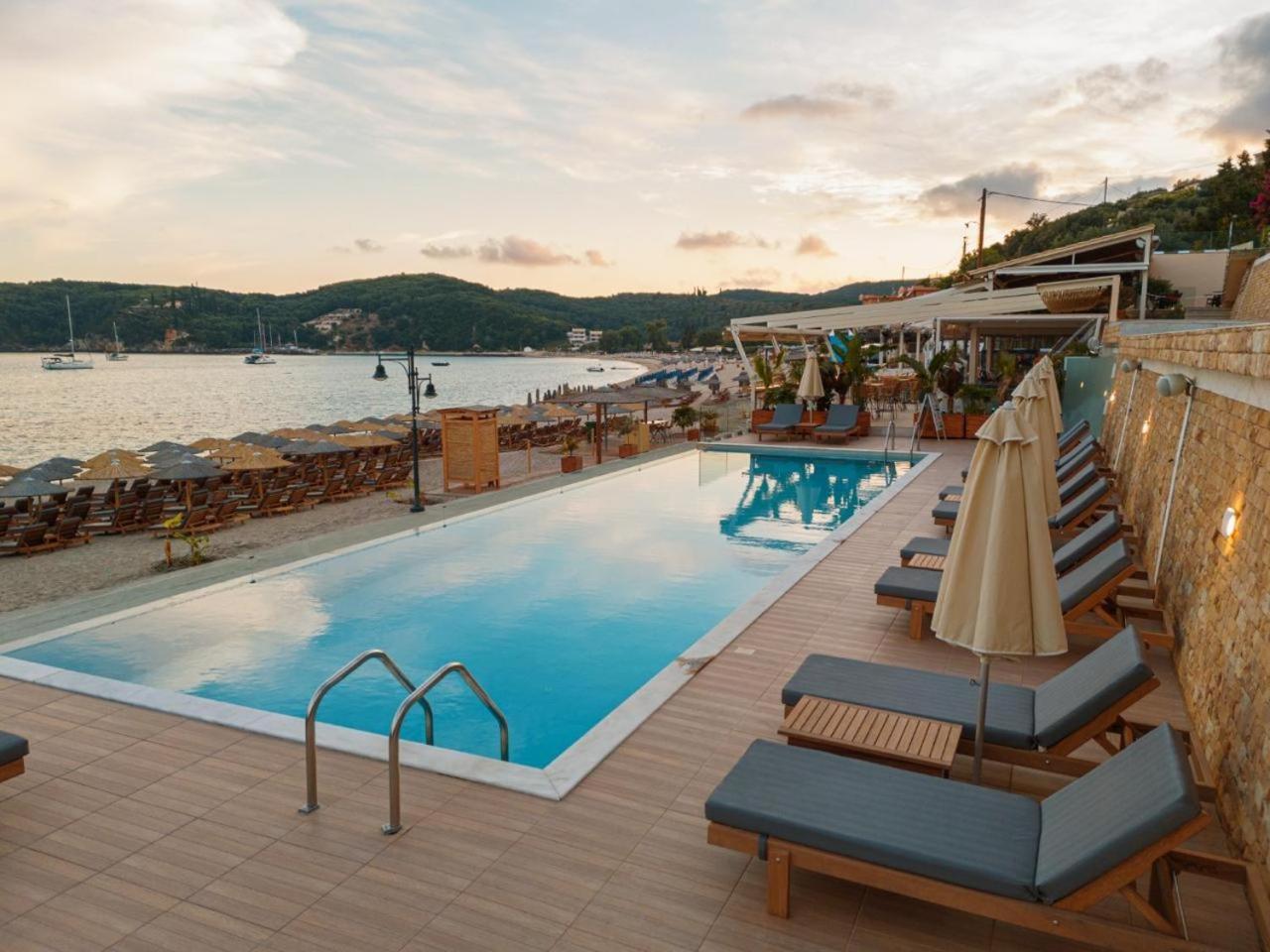 Ionion Beach Resort Parga Esterno foto